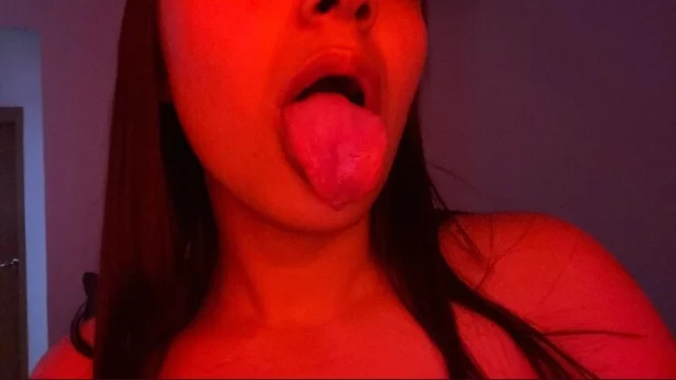 Photo of model @mollycereja