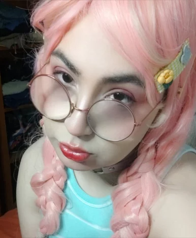 Photo of model @momo.moonmoon