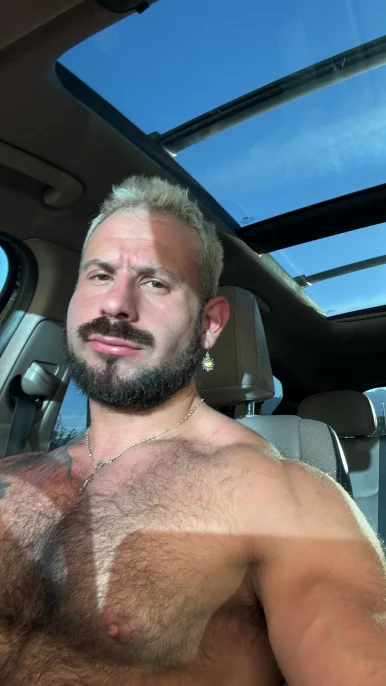 Photo of model @montemayorsir