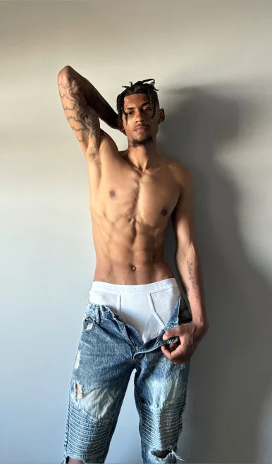 Photo of model @monty_tc