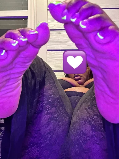 Photo of model @moonlovr444