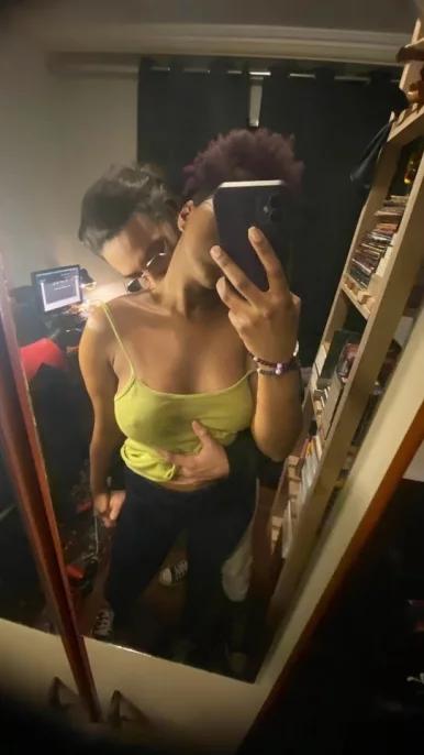 Photo of model @mrredandmrspurple