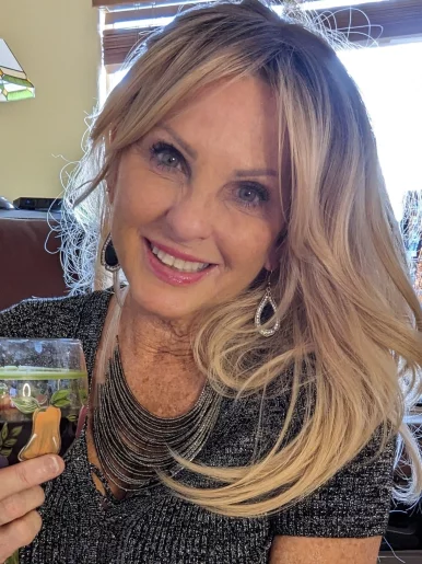 Photo of model @mrscoppertonebutt