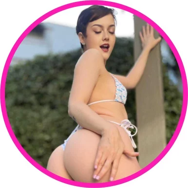 Photo of model @mrsjadevalentine