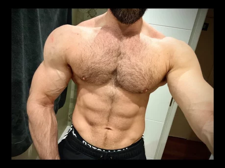 Photo of model @muscle_stud