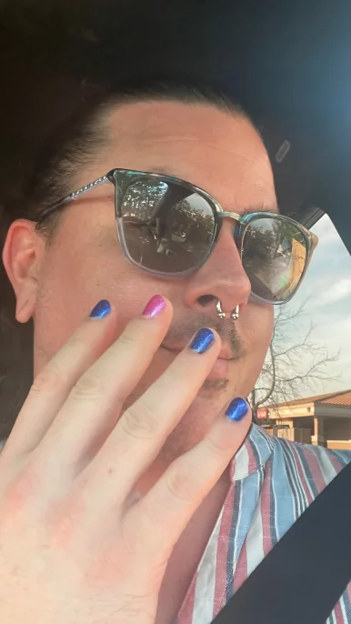 Photo of model @mxneon