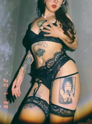 Photo of model @natashanaughtyxxx