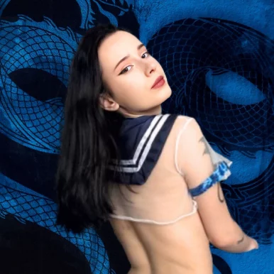 Photo of model @naughty_dragon