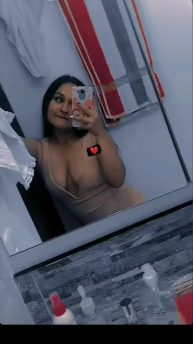 Photo of model @navitaaa00