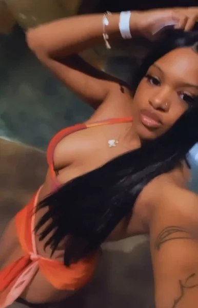 Photo of model @nazjah