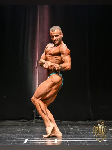 Photo of model @nicolaxxliima