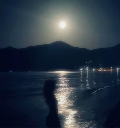 Photo of model @night.musee