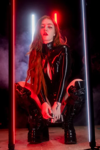 Photo of model @nikikinki