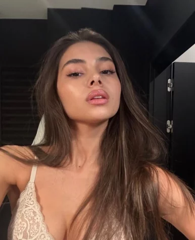 Photo of model @nikkaaaakovacova