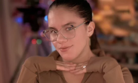 Photo of model @nikki_cherryblossom