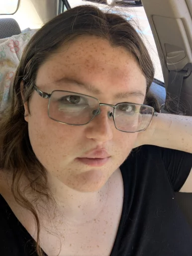 Photo of model @nikkibusty