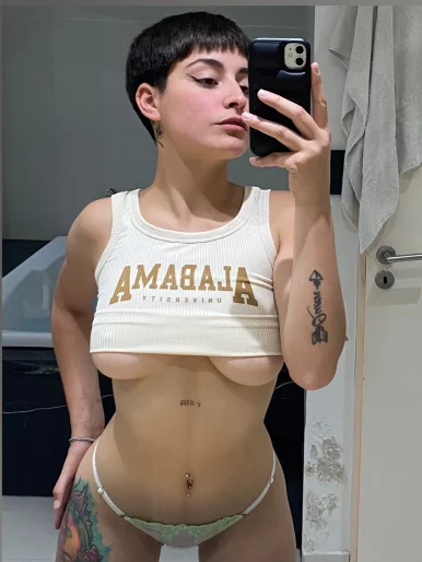 Photo of model @nikkiiikirilenka