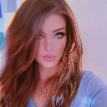 Photo of model @noel.edwards