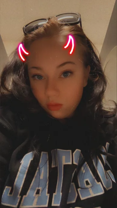 Photo of model @novemberreign