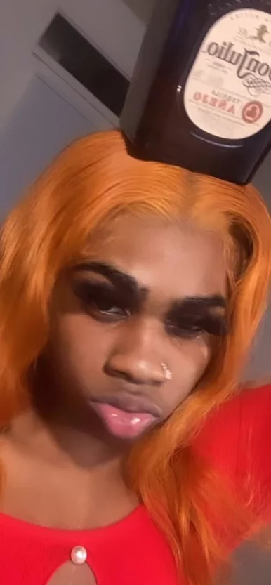 Photo of model @numbtrayy