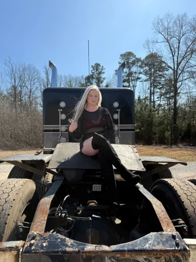 Photo of model @nursekat379