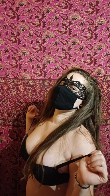 Photo of model @nuvira_mavelle