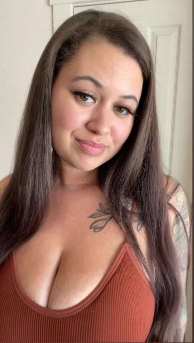 Photo of model @oceanathehippie_free