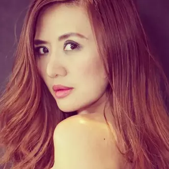 Photo of model @officialcatce