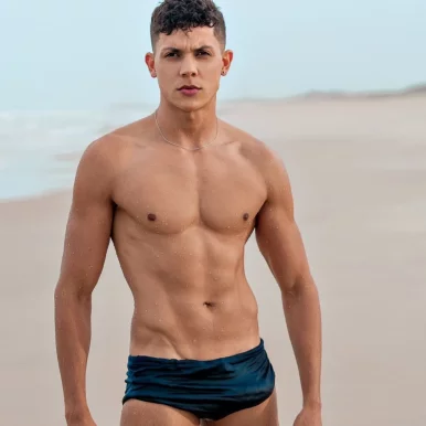 Photo of model @oliverconnor