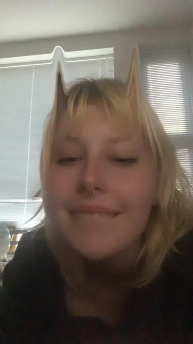 Photo of model @onlywenchxo