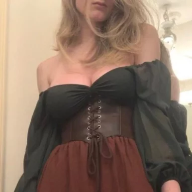 Photo of model @opheliats