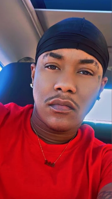 Photo of model @oshae25