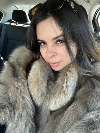 Photo of model @paisleymeadows