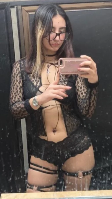 Photo of model @patinabb