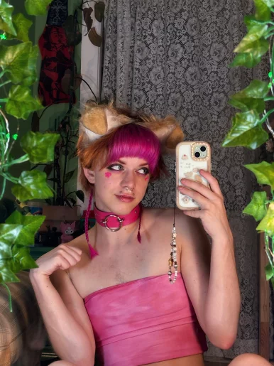 Photo of model @pawstarlaika