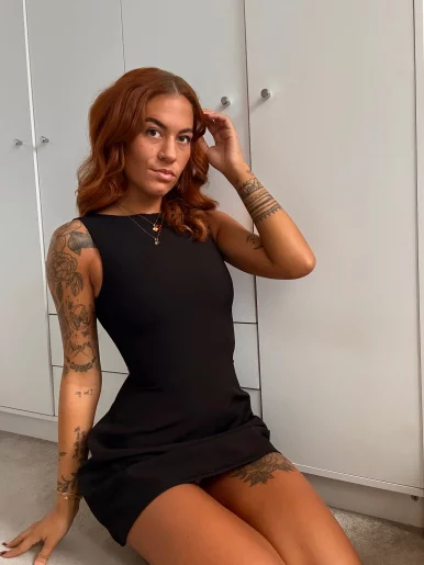 Photo of model @paymejade