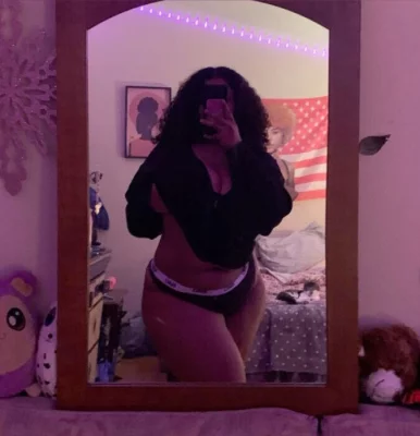 Photo of model @paz38rico