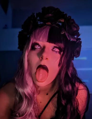 Photo of model @peachieplum