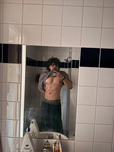 Photo of model @pedr0penis