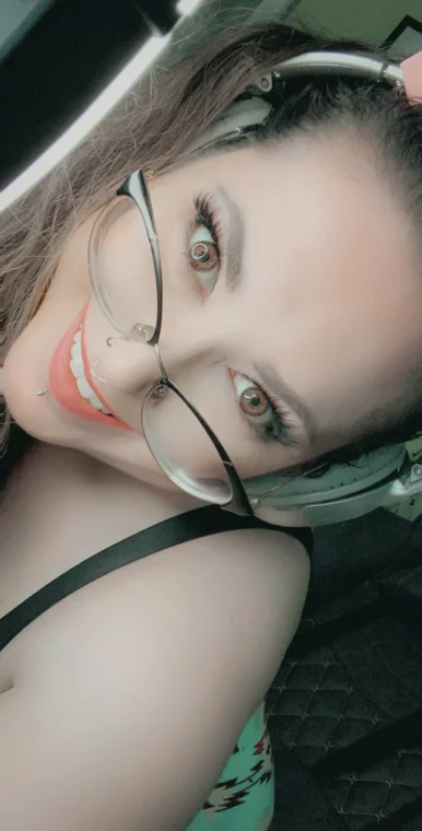 Photo of model @penelope34j