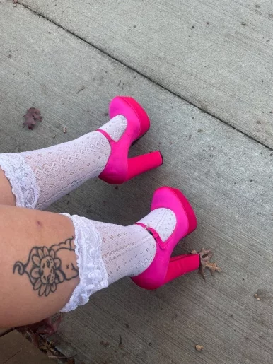 Photo of model @persephone12234