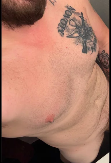 Photo of model @piercedprince001