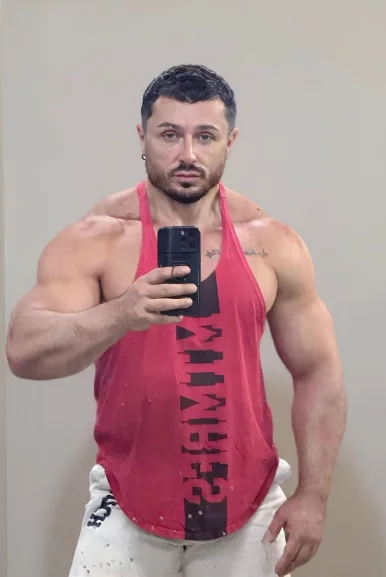 Photo of model @pietrodarenfree