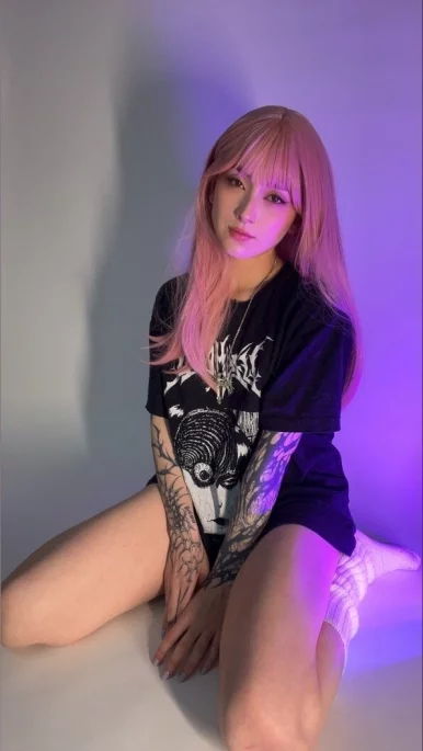 Photo of model @pinkangelistheone