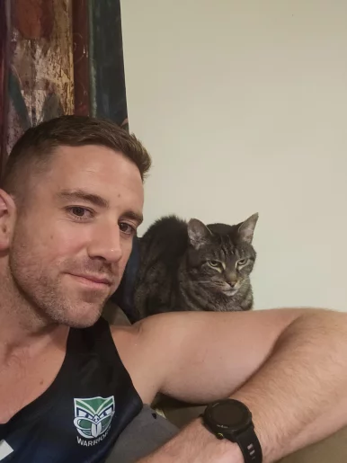 Photo of model @pistolpete00001