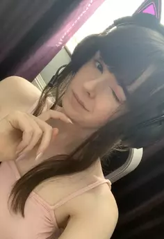 Photo of model @pixi_dix