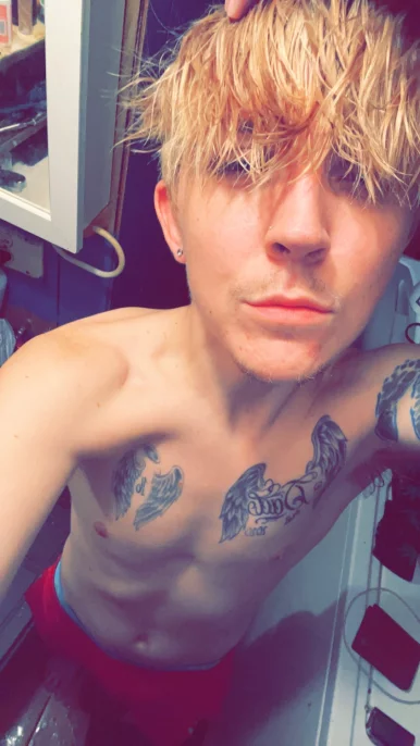 Photo of model @playboy_aaron