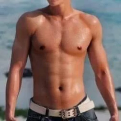 Photo of model @pleasecomein