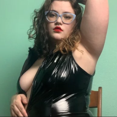 Photo of model @pleatherchandler