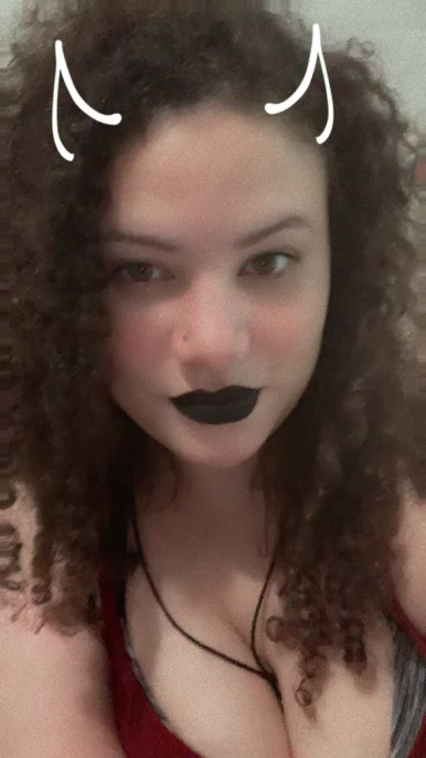 Photo of model @poisonedlyric